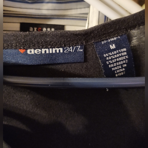 Black Ruched Top - Picture 2 of 2